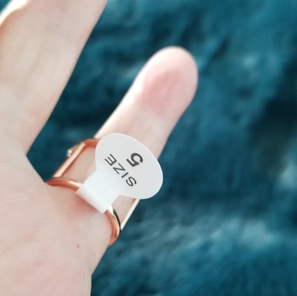 RUBY CORUNDUM RING - Picture 8 of 8